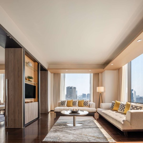 6469_ho_03_p_2048x1536