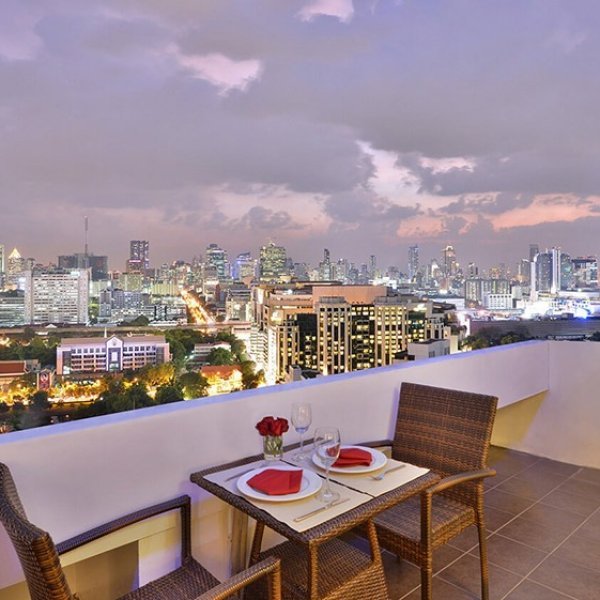 imgi_128_Pratunam-Balcony-City_View-2