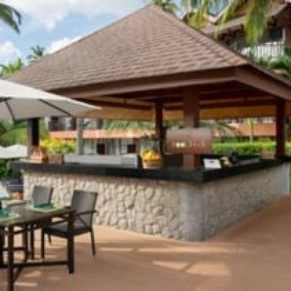 imgi_52_cy-hktcp-the-pool-deck-27352_Wide-Hor