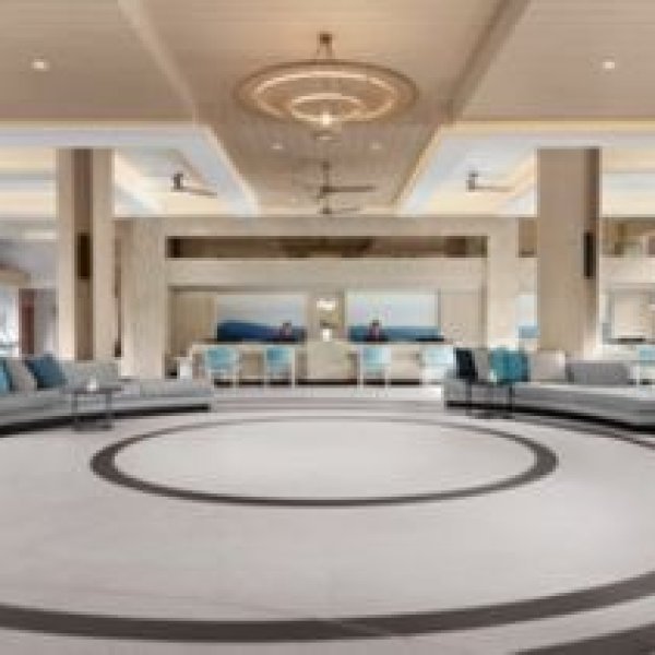 imgi_7_cy-hktcp-lobby-with-27042_Wide-Hor